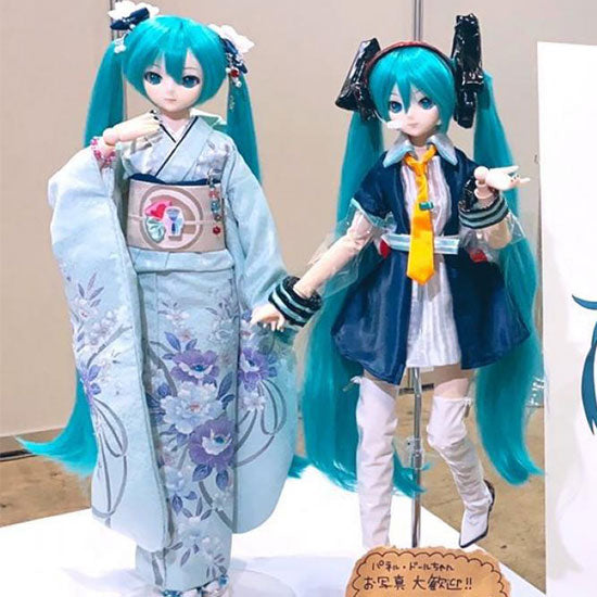 橋本漆芸のDD初音ミク（CBCと一緒）